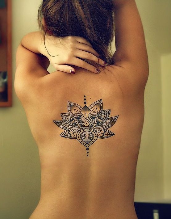 tatouage fleurs 31