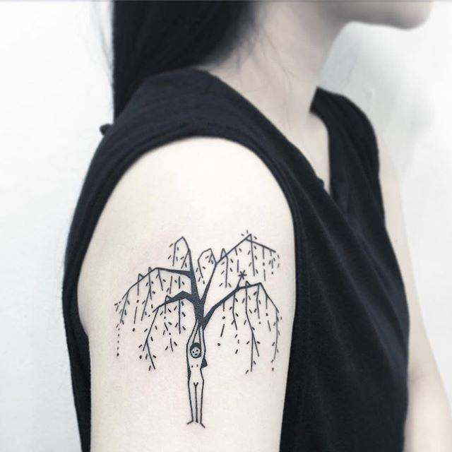 tatouage bras femme 245