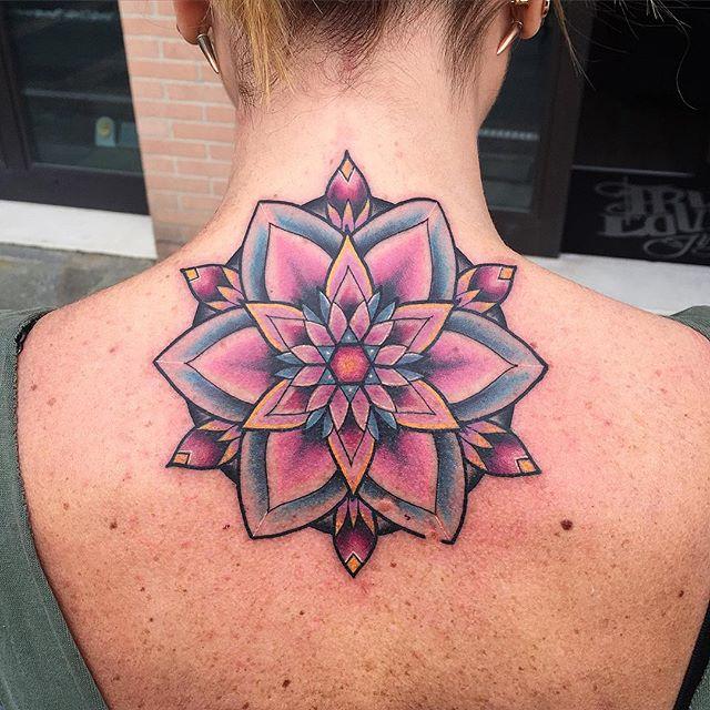 tatouage mandala 49