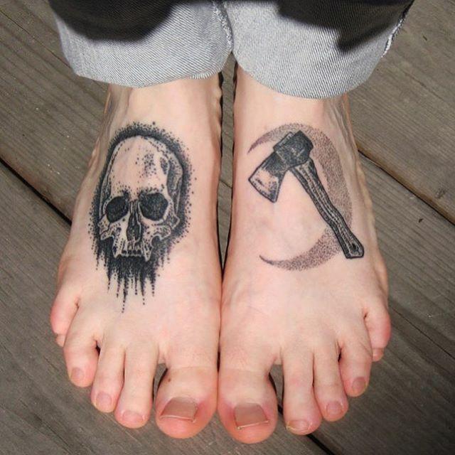 tatouage pied 117