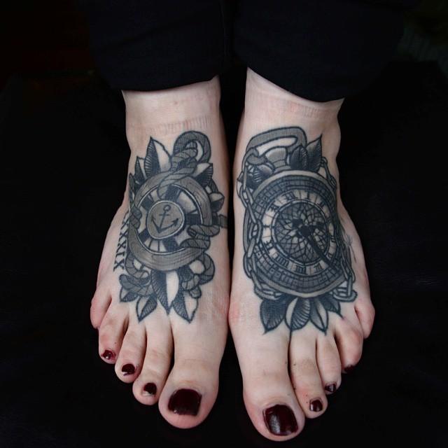 tatouage pied 61