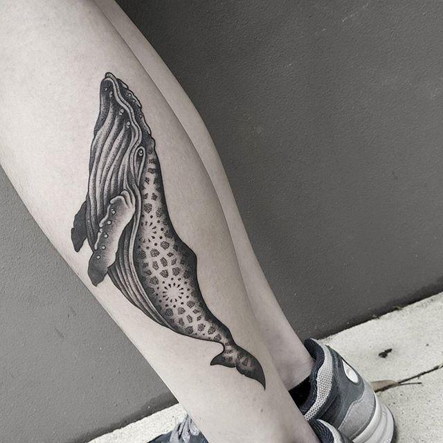 tatouage baleine 63