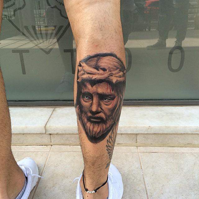 tatouage jesus 35