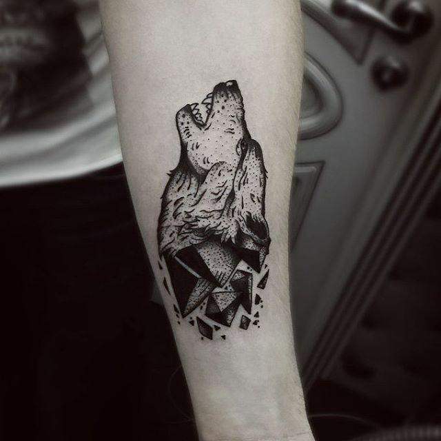 tatouage loup 19