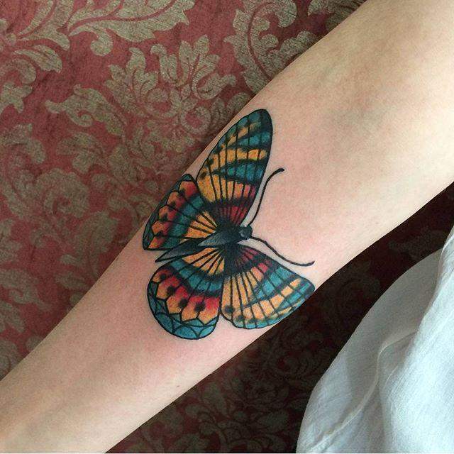 tatouage papillon 147