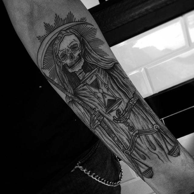 tatouage tete de mort 111