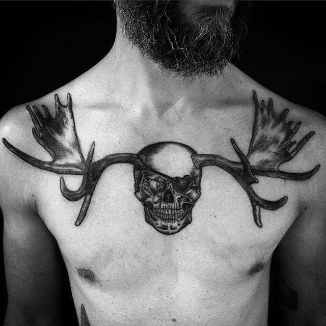 tatouage tete de mort 121