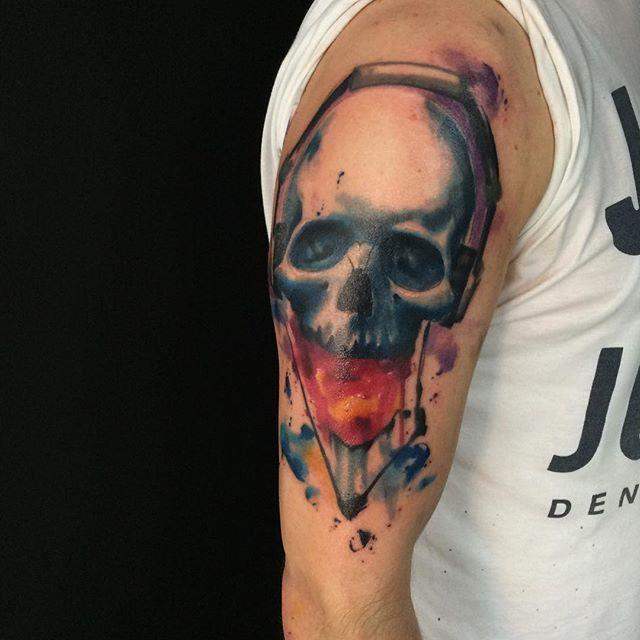 tatouage tete de mort 51