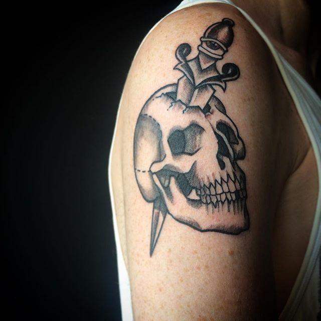 tatouage tete de mort 57