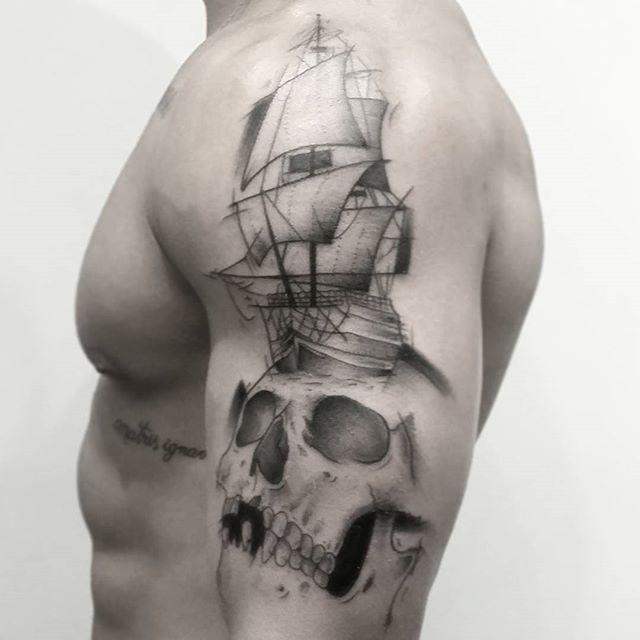 tatouage tete de mort 85