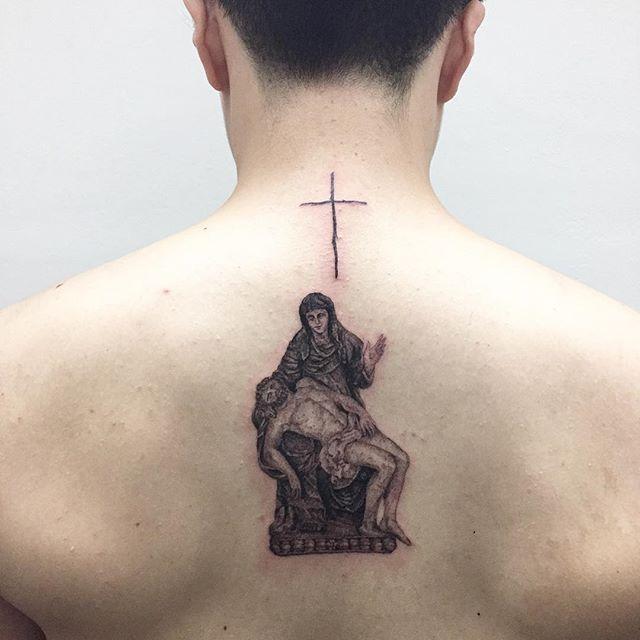 tatouage vierge marie 119