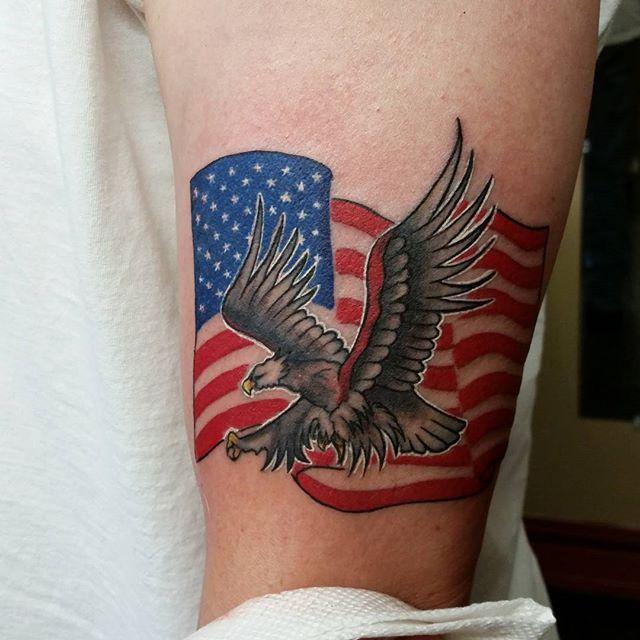 tatouage aigle 03