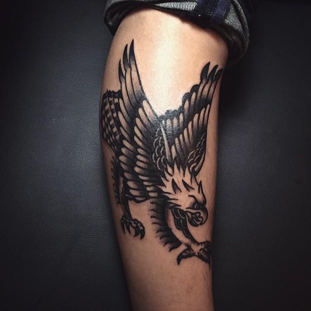 tatouage aigle 121