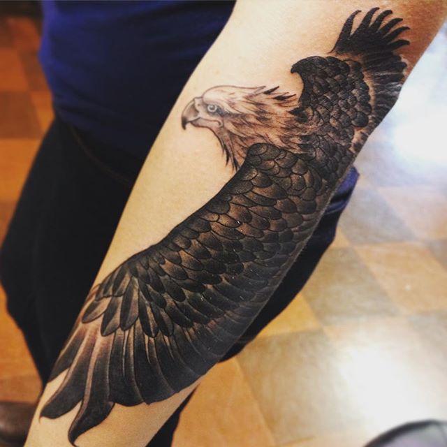 tatouage aigle 21