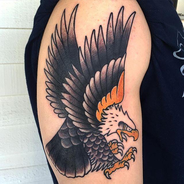 tatouage aigle 43