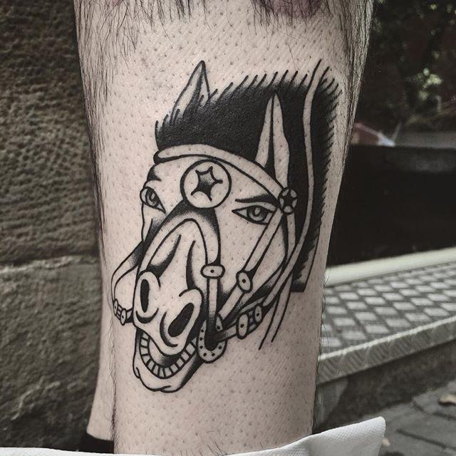 tatouage cheval 99