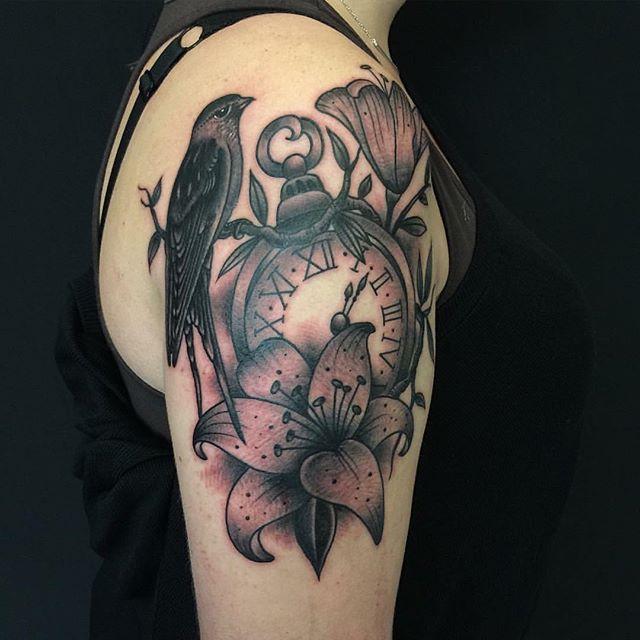 tatouage oiseau 61