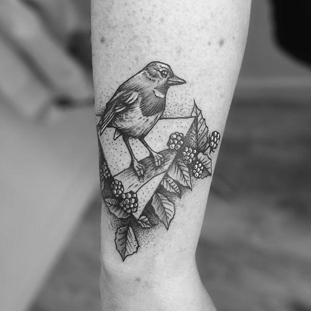 tatouage oiseau 89