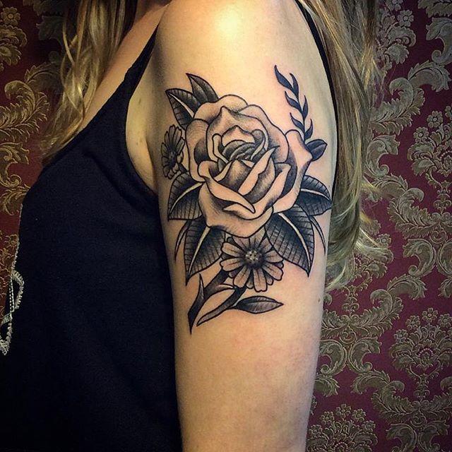 tatouage roses 59