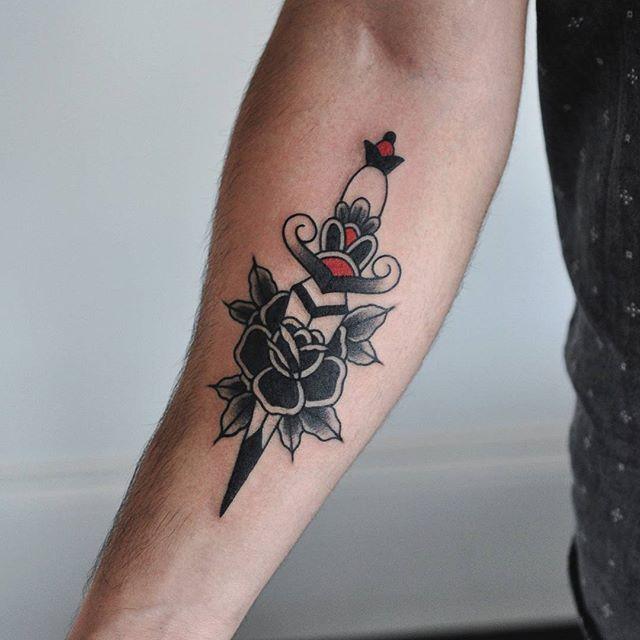 tatouage roses 61