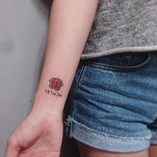 tatouage roses 81