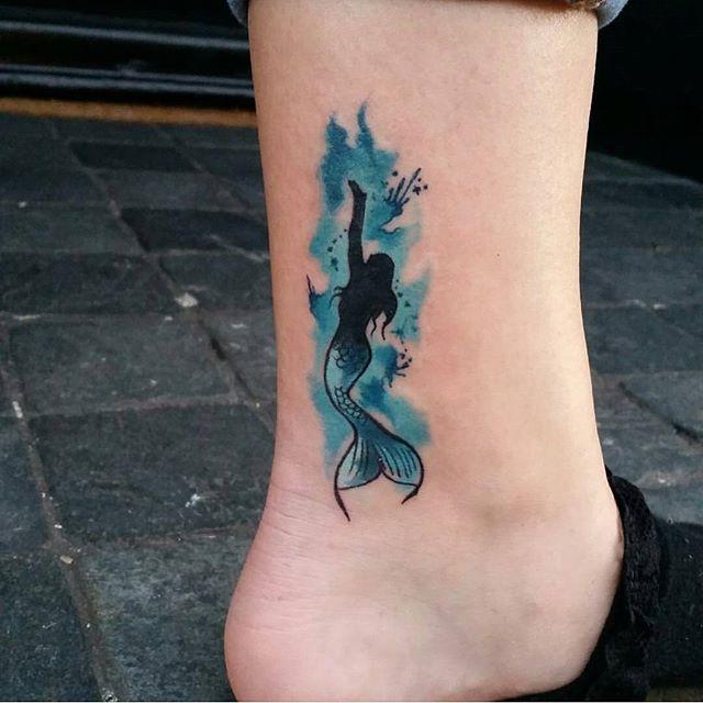 tatouage sirene 47