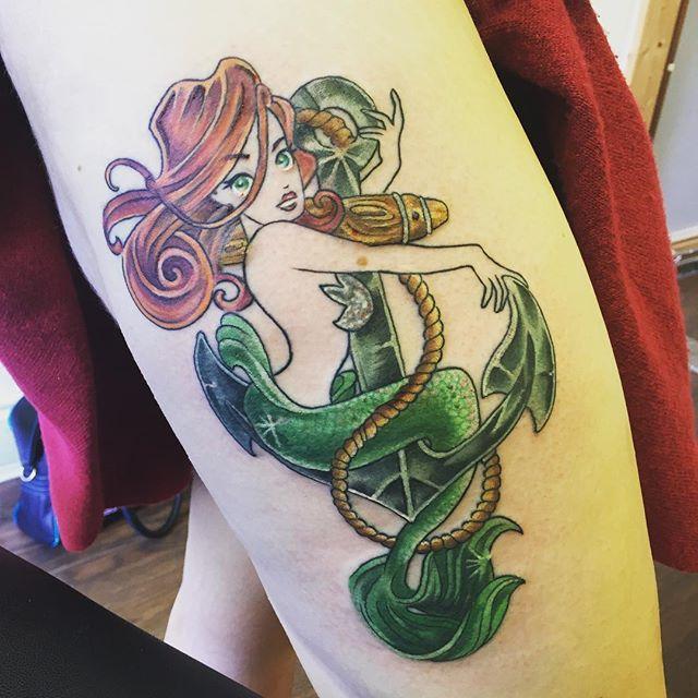 tatouage sirene 77