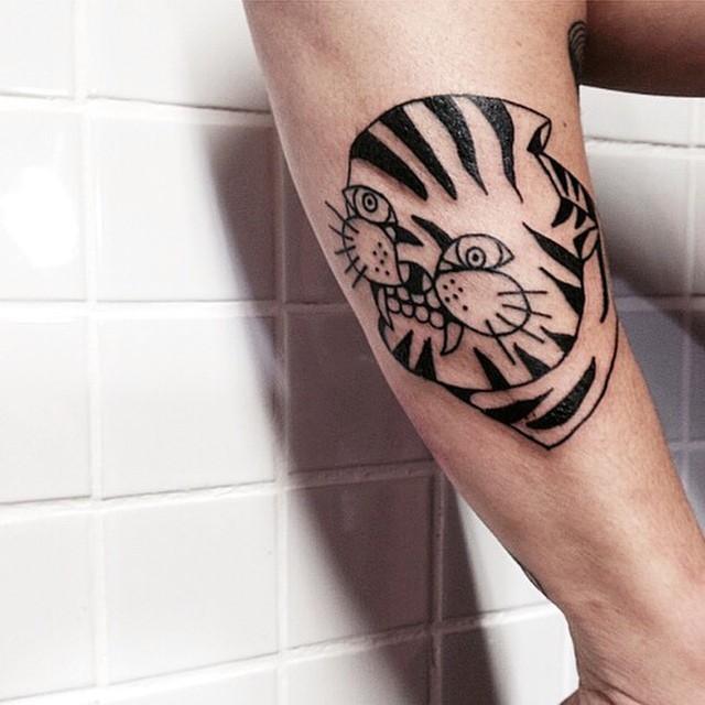 tatouage tigre 49
