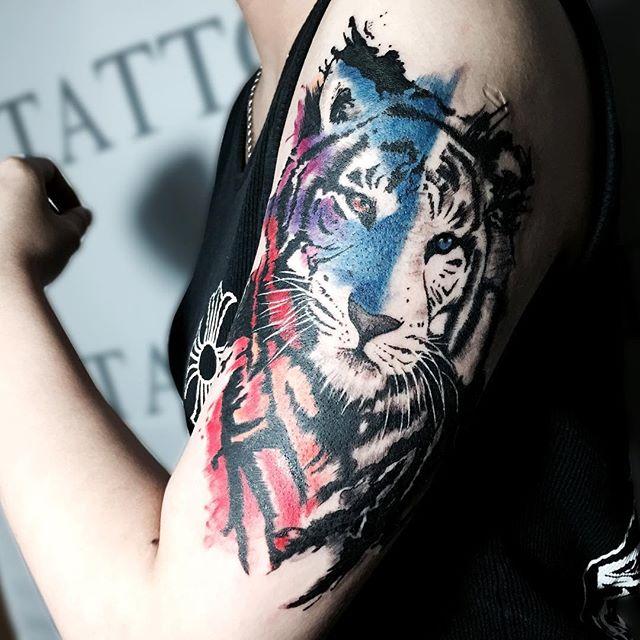 tatouage tigre 65