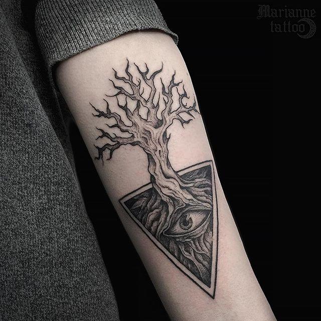 tatouage arbre 23