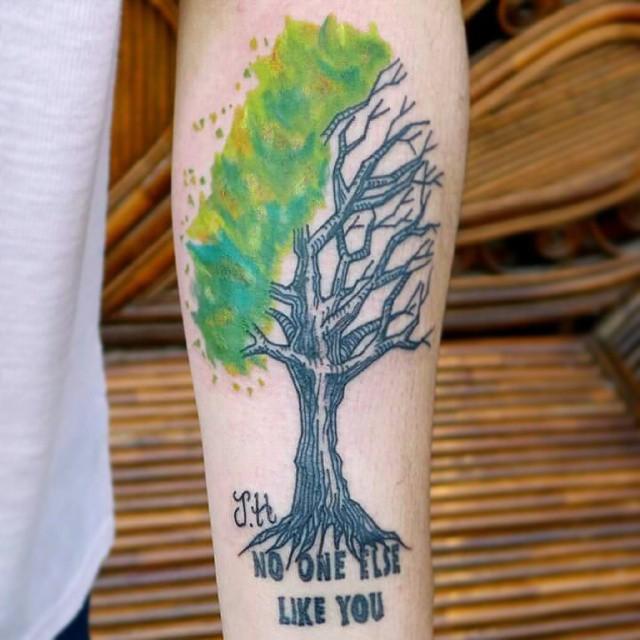 tatouage arbre 39