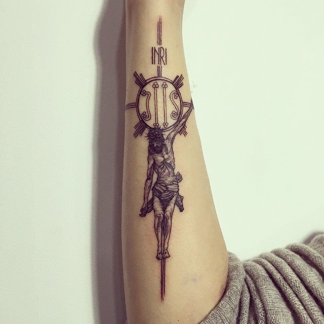 tatouage croix 05