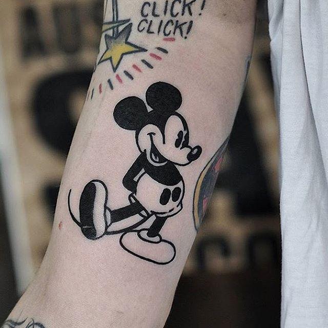 tatouage disney 75