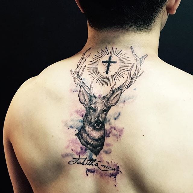 Tatouages sur le dos : Une magnifique collection pour HOMMES