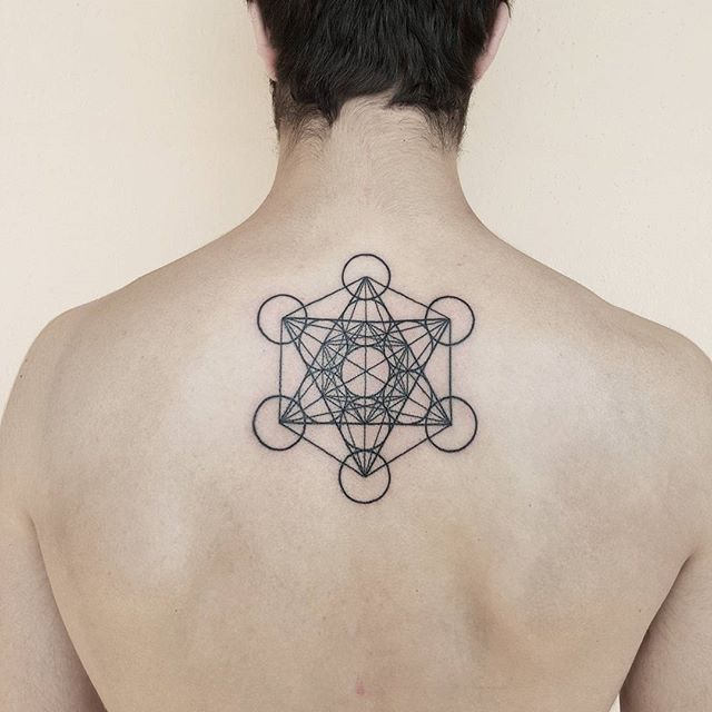 tatouage homme dos 59