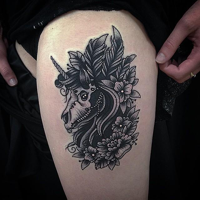 tatouage licorne 105