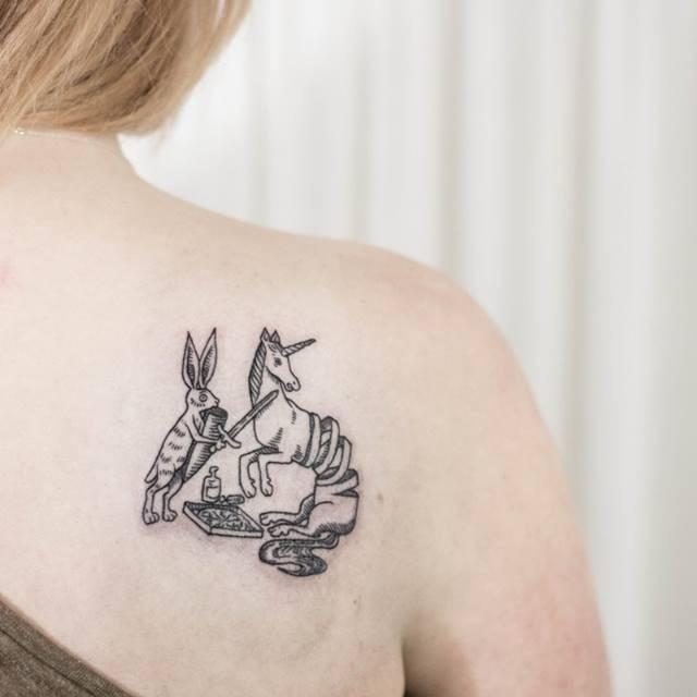 tatouage licorne 21