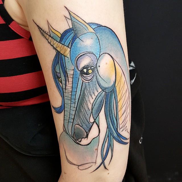 tatouage licorne 47