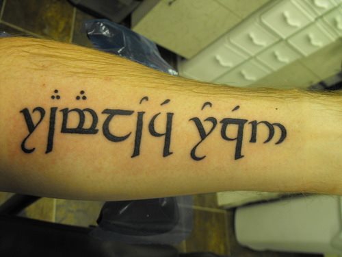 09 tatouages de lettres