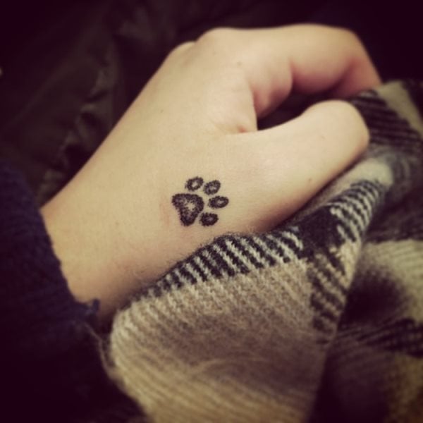 tatouage empreinte chien 115