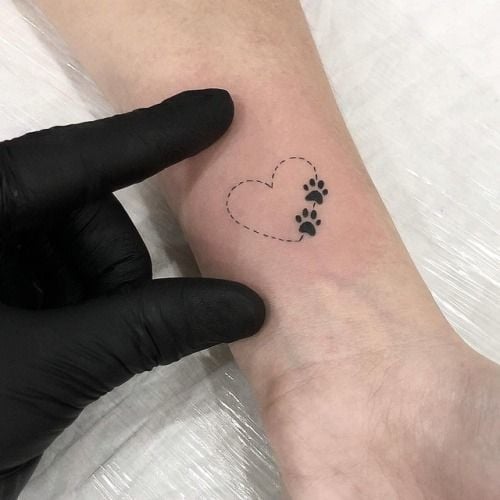 tatouage empreinte chien 215