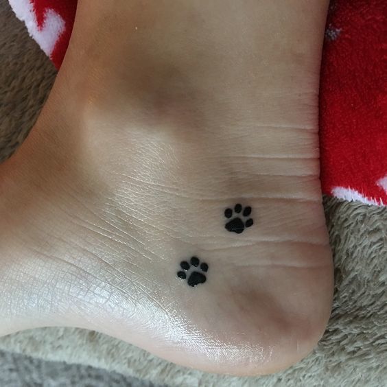 tatouage empreinte chien 257