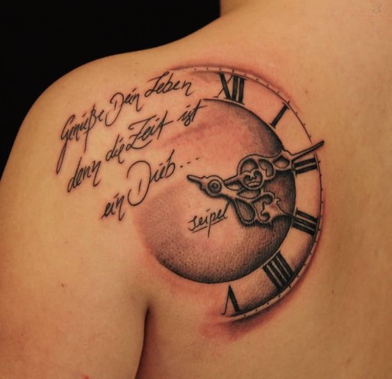 tatouage horloge montre 137