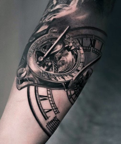 tatouage horloge montre 147