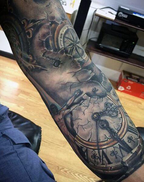 tatouage horloge montre 239