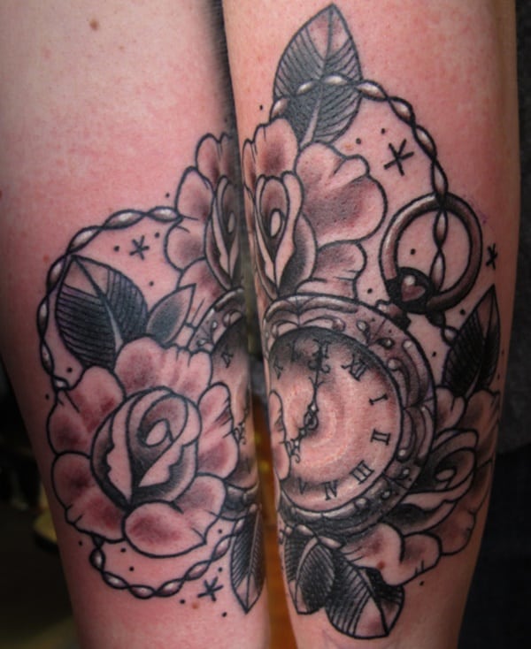 tatouage montre a gousset 319