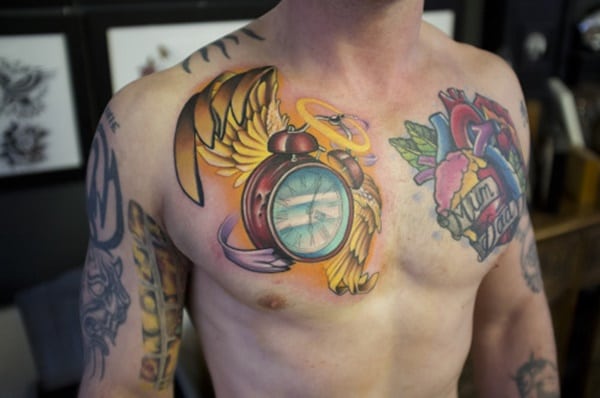 tatouage montre a gousset 373