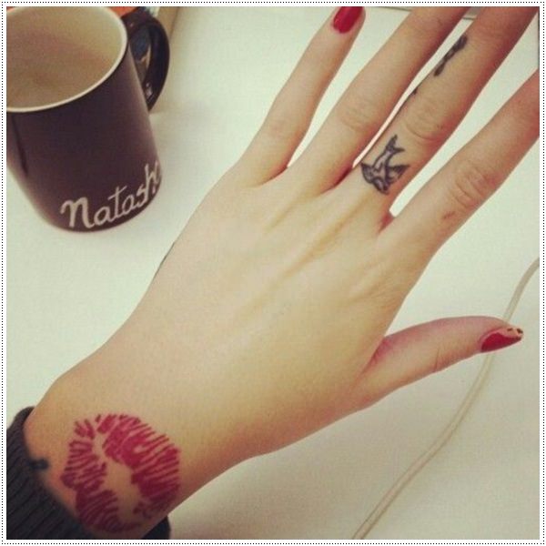 petits tatouages 41