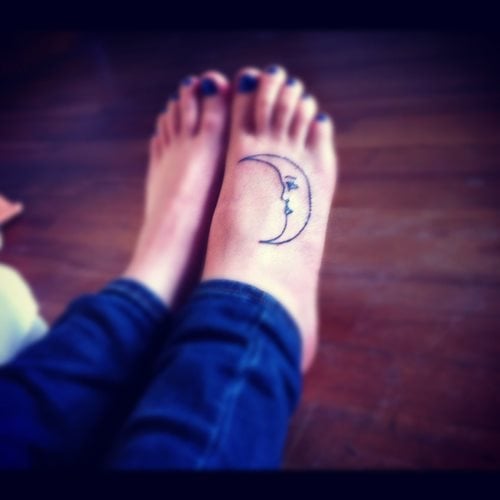 71 tatouages pied