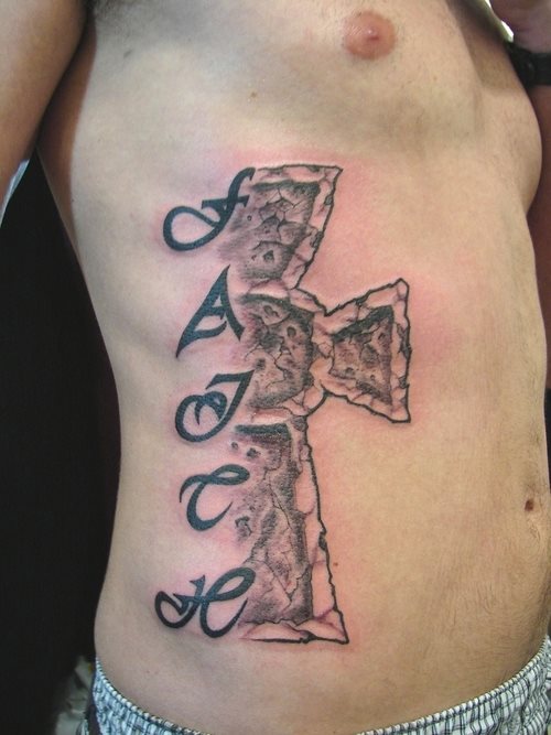 27 tatouages religieux